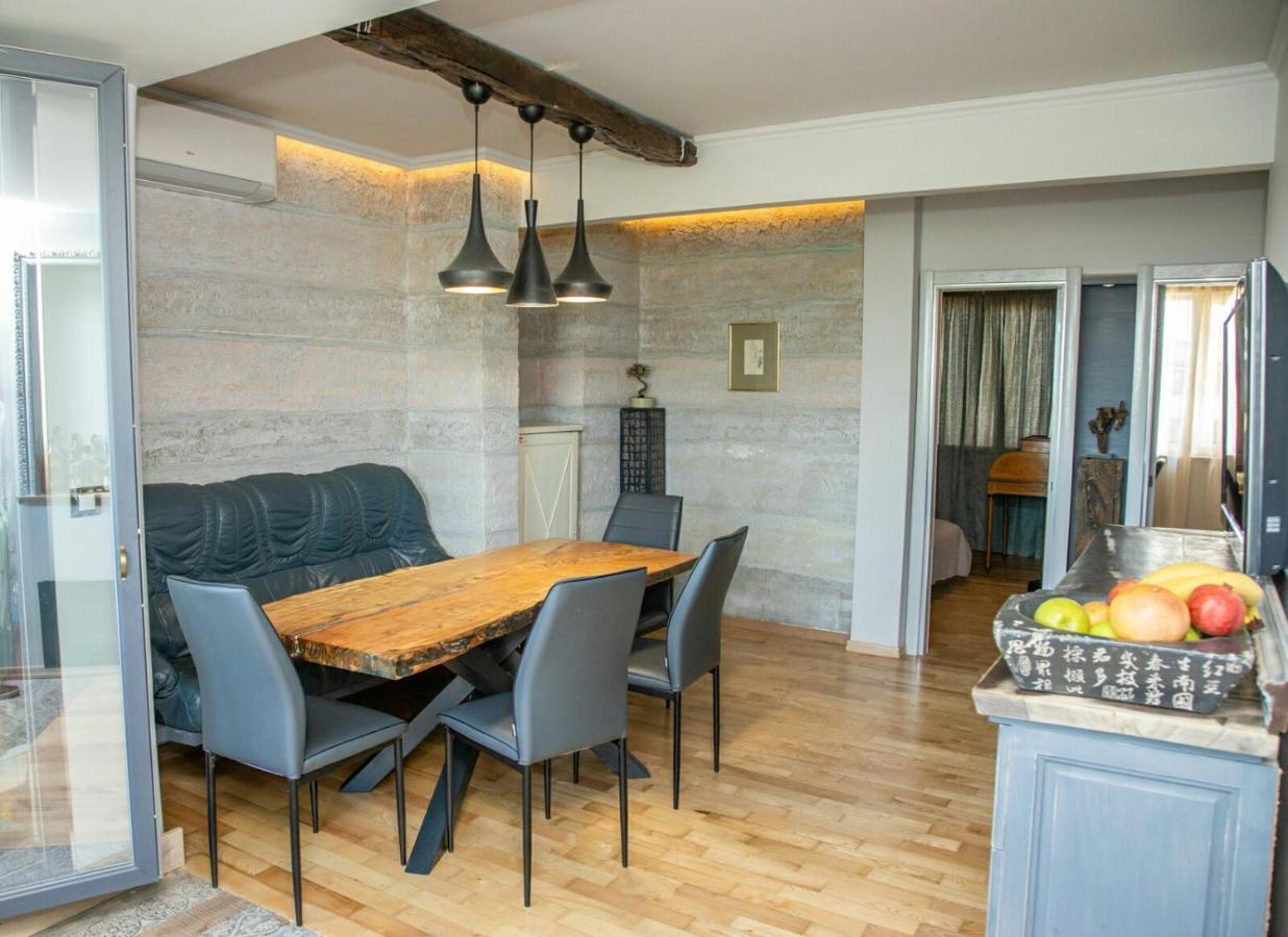 Art Luxury Apartment Burgas Stad Buitenkant foto