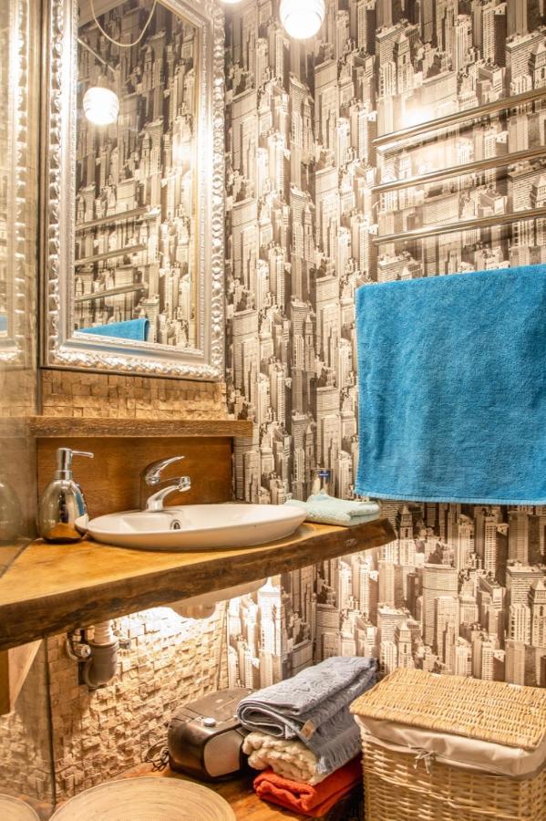 Art Luxury Apartment Burgas Stad Buitenkant foto