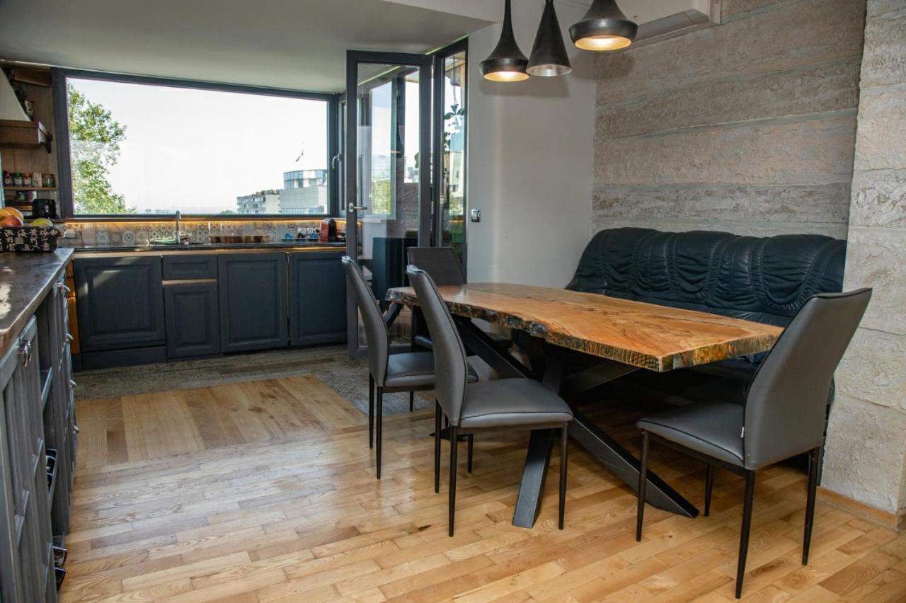 Art Luxury Apartment Burgas Stad Buitenkant foto
