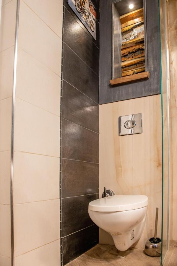 Art Luxury Apartment Burgas Stad Buitenkant foto