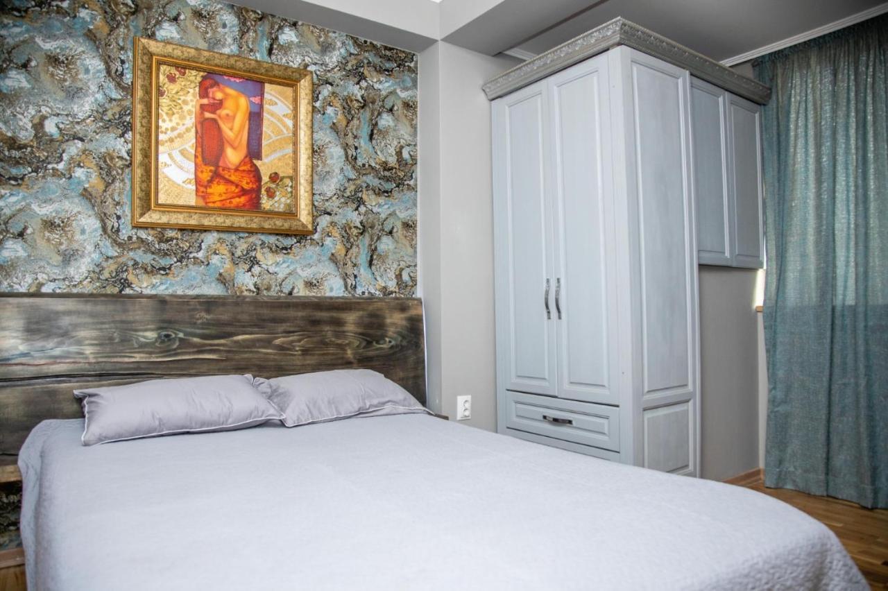 Art Luxury Apartment Burgas Stad Buitenkant foto