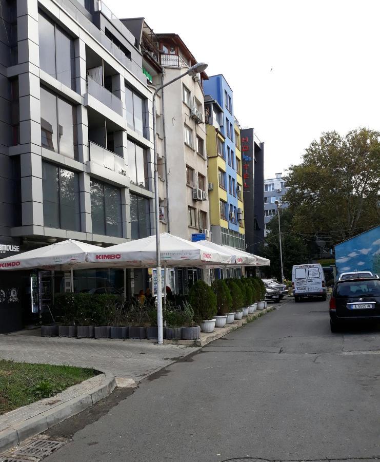 Art Luxury Apartment Burgas Stad Buitenkant foto